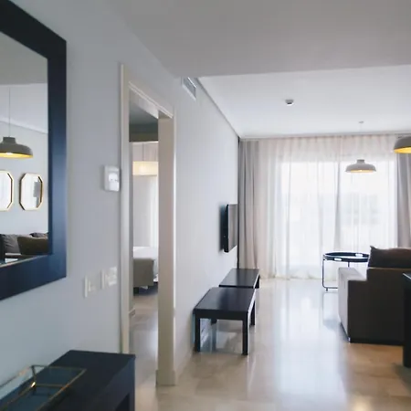 מלון דירות Ona Valle Golf & אסטפונה