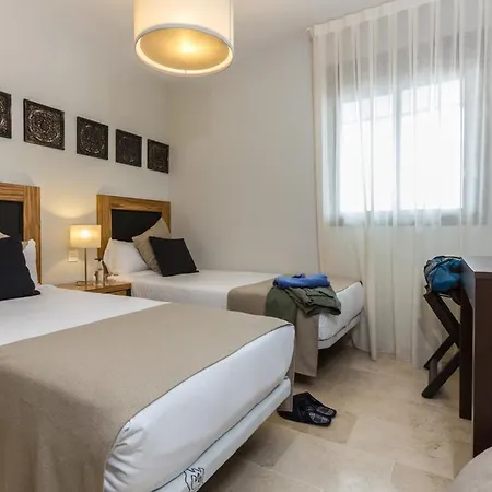 Ona Valle Golf & מלון דירות