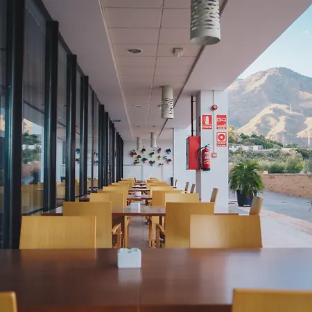 Ona Valle Golf & אסטפונה